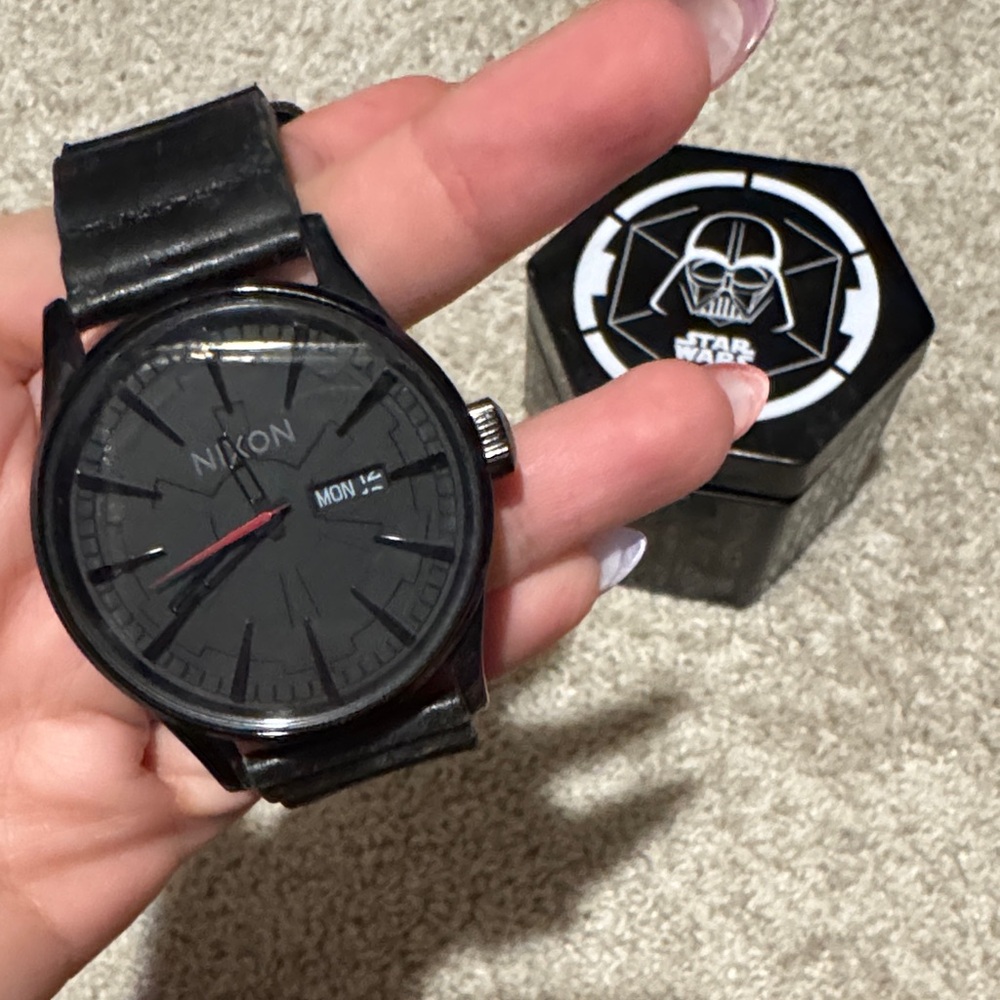 Nixon Star Wars Vader Leather Sentry Watch